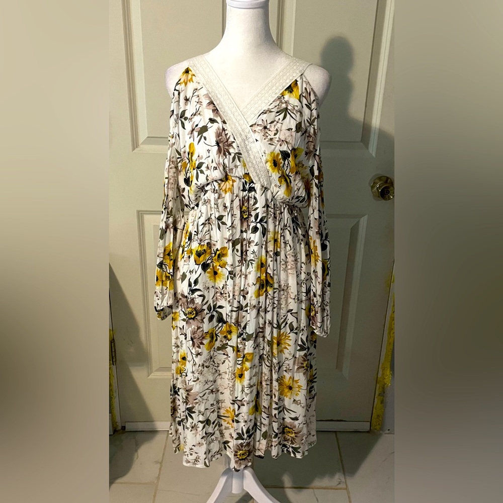 NWT off the shoulder sunflowers dress